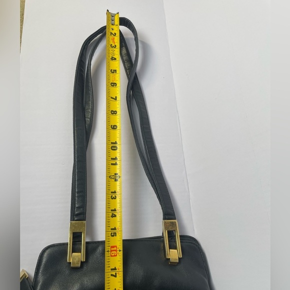 VINTAGE 80s 90s Tempo Design Black Leather Bag Gold Hinge Hardware - Picture 15 of 15